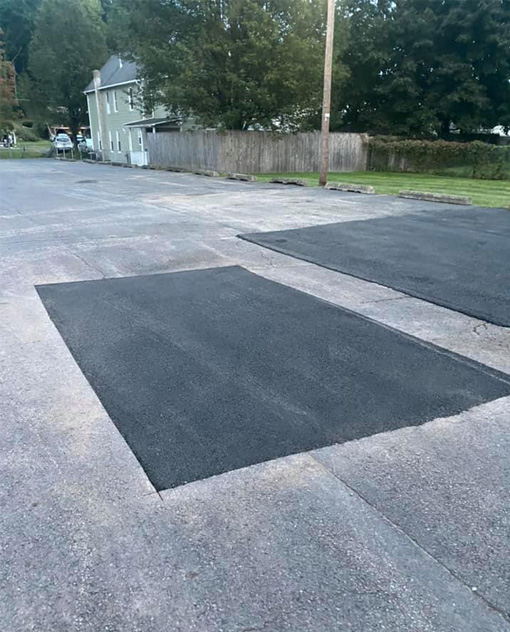 Large crack sealing and repair